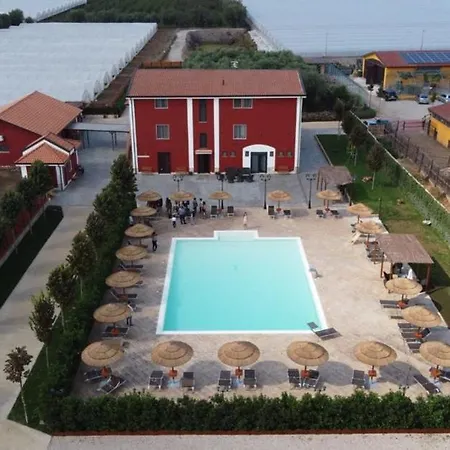 La Caffettiera Farm stay Sparanise